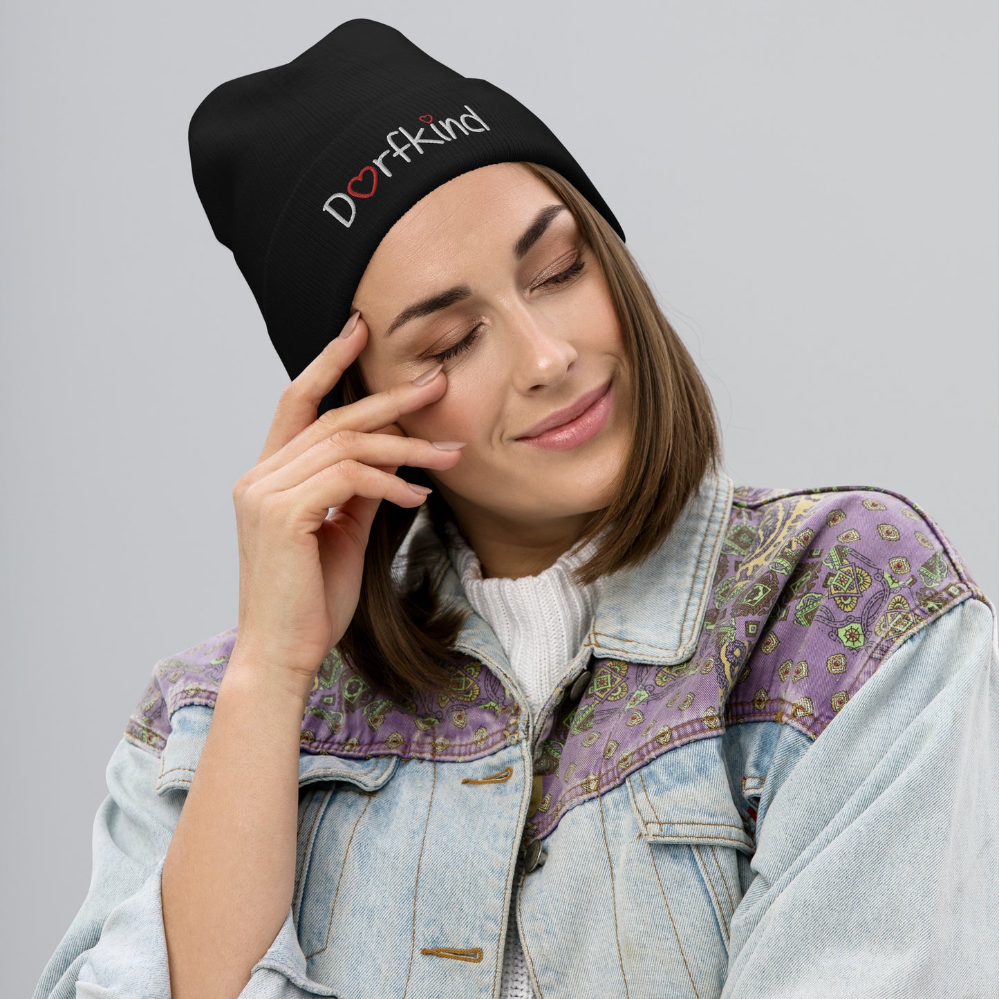 Bestickte "Dorfkind" Beanie